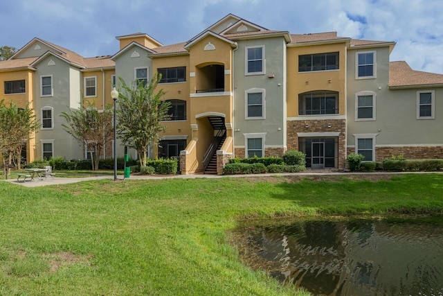 view of building exterior