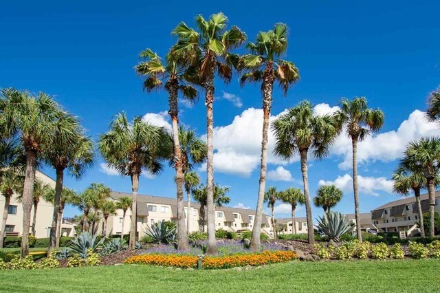 8550 S A1A Unit 323, Saint Augustine, FL 32080 - exterior space featuring a residential view and a lawn
