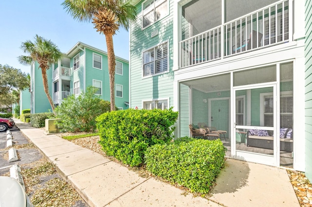 Listing photo 3 for 208 16th St Unit A, Saint Augustine FL 32080