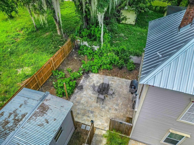 view of yard with a patio