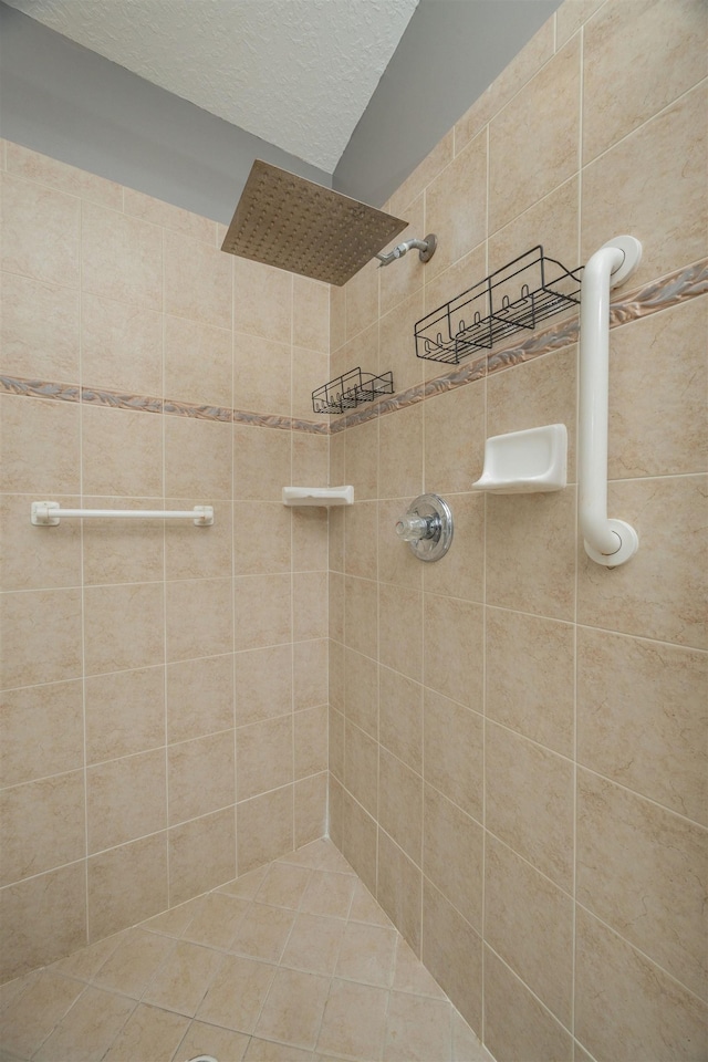 984 Windward Way, Saint Augustine, FL 32080 - bathroom with tiled shower