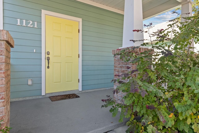 view of entrance to property