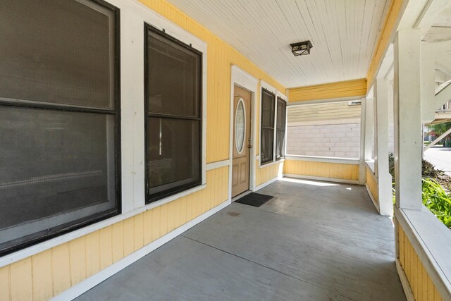 view of unfurnished sunroom