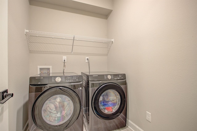 24 Pepperpike Way, Saint Augustine, FL 32092 - laundry area with independent washer and dryer and baseboards