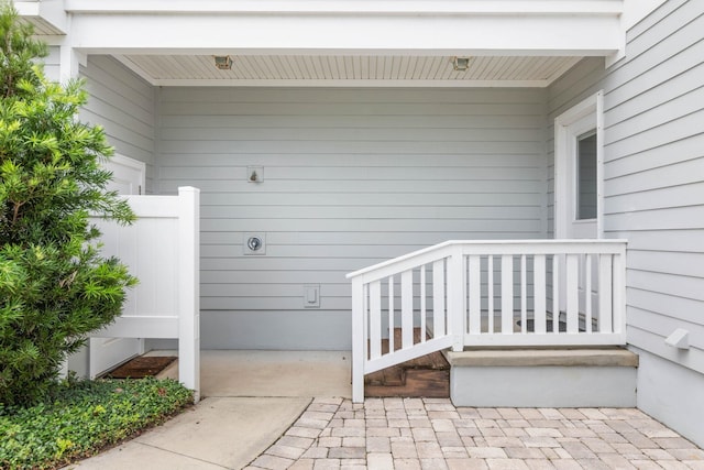 19 Smiling Fish Ln, Palm Coast, FL 32137 - entrance to property