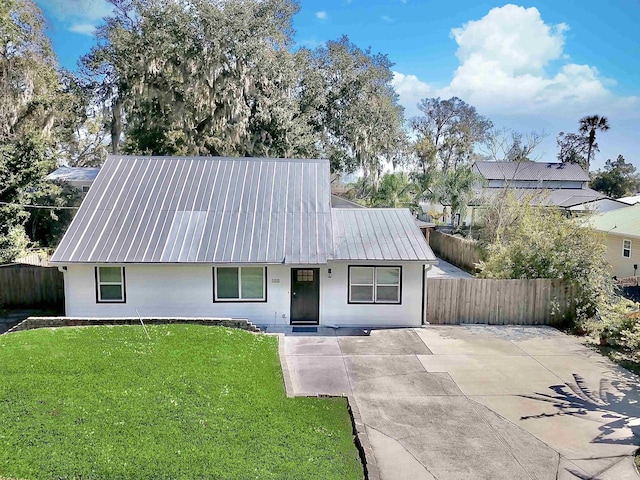 155 Drake Rd, Saint Augustine, FL 32086 - view of front facade with metal roof