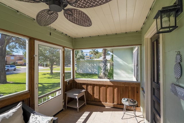 view of sunroom / solarium