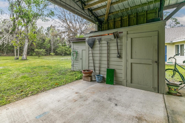 view of outbuilding