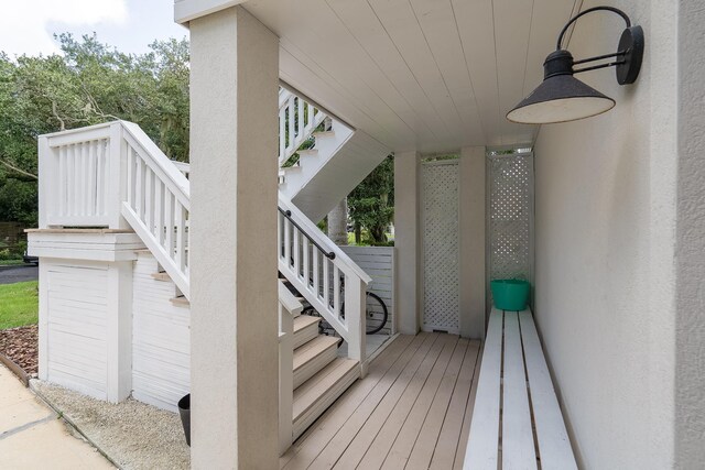 exterior space featuring ceiling fan