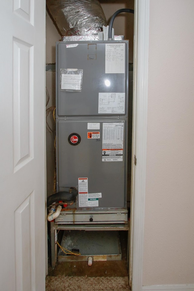 21201 Harbour Vista Cir, Saint Augustine, FL 32080 - utility room with heating unit