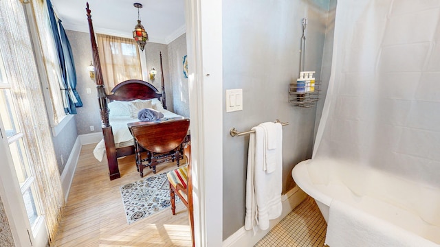 bathroom with crown molding