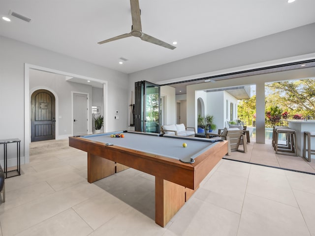 rec room featuring ceiling fan and pool table