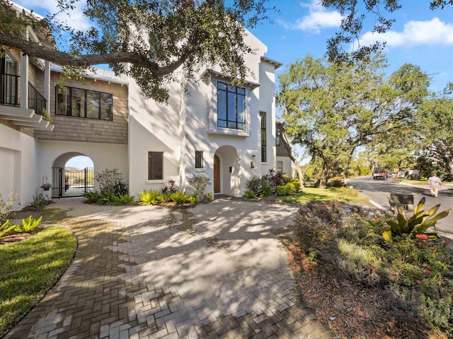 view of mediterranean / spanish-style house