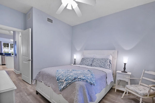 435 N Ocean Grande Dr Unit 104, Ponte Vedra Beach, FL 32082 - bedroom featuring light wood-style floors and ceiling fan