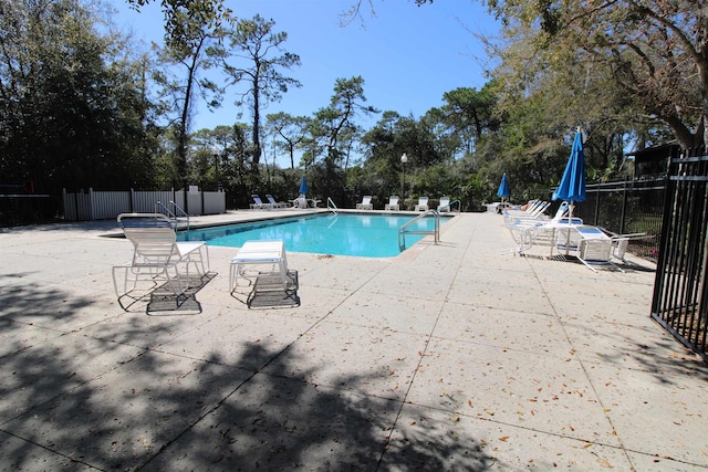 24 Aledo Ct, Saint Augustine, FL 32086 - community pool with a patio area and fence