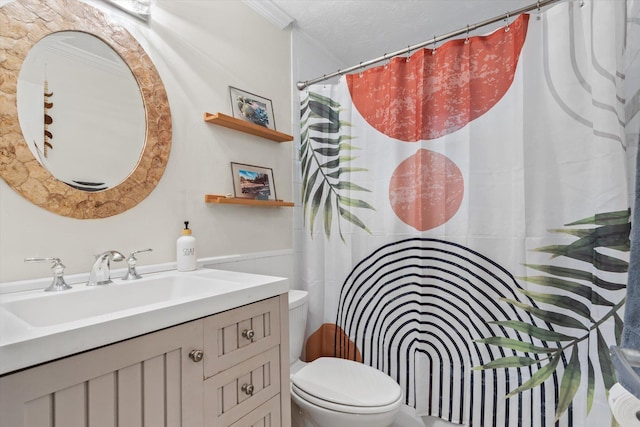 605 A St, Saint Augustine, FL 32080 - full bathroom featuring vanity, curtained shower, ornamental molding, and wainscoting