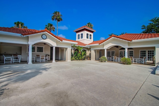 view of front of property with a patio area