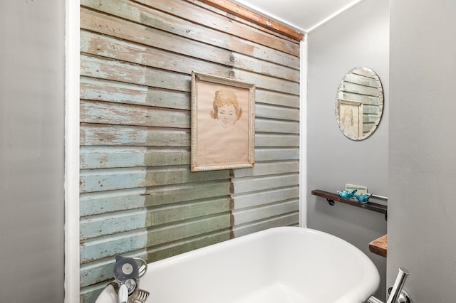 73 Kings Ferry Way, Saint Augustine, FL 32084 - bathroom featuring a soaking tub