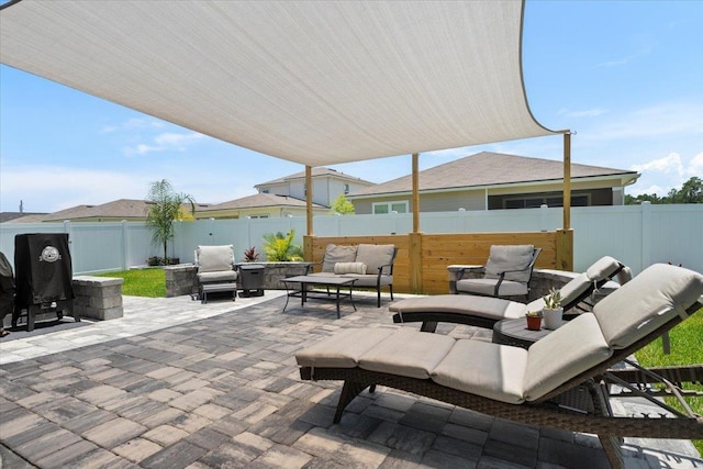 839 Lightsey Crossing Ln, Saint Augustine, FL 32084 - fenced backyard with an outdoor hangout area and a patio