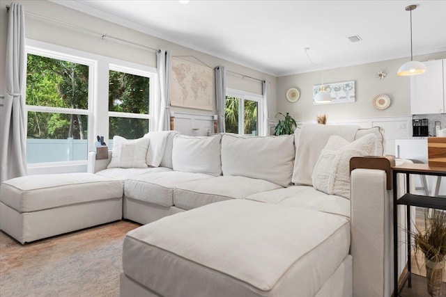 633 W Pope Rd, Saint Augustine, FL 32080 - living area with crown molding