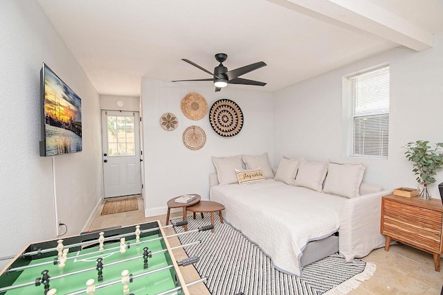 bedroom with ceiling fan