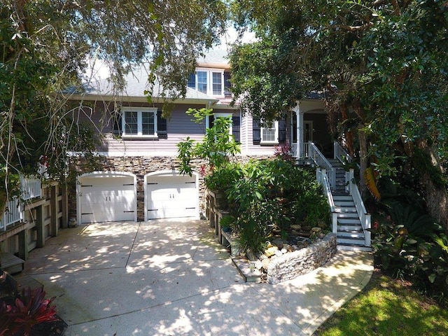 view of front of property featuring a garage