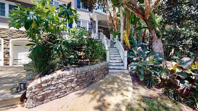 view of yard featuring a garage