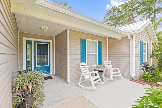 view of patio / terrace featuring covered porch