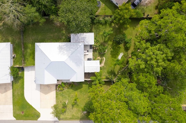aerial view of property and surrounding area