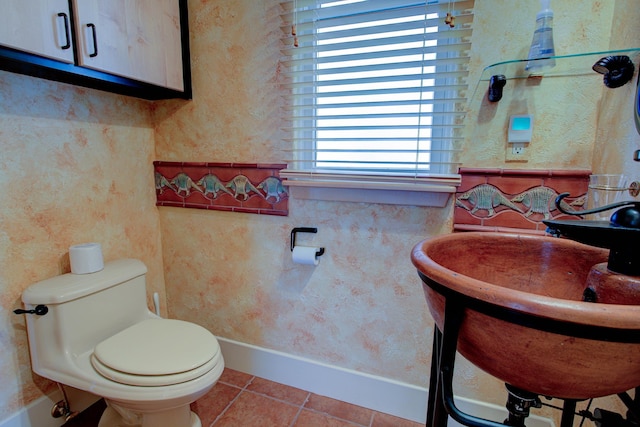 4 Oceanside Dr, Saint Augustine Beach, FL 32080 - bathroom featuring healthy amount of natural light and tile patterned flooring