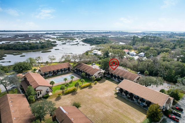 bird's eye view featuring a water view