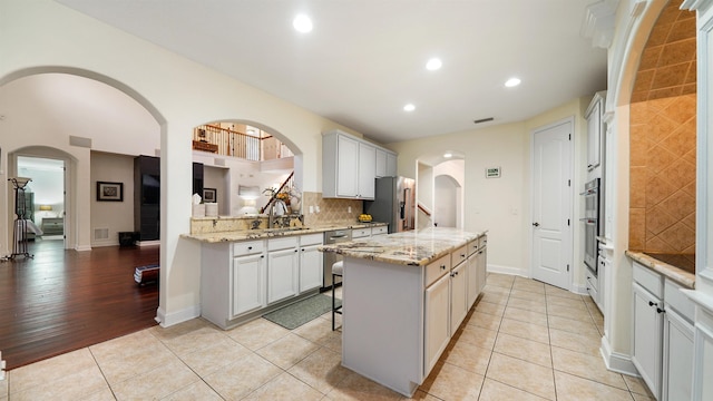 2512 Tuscan Oaks Ln, Jacksonville, FL 32223 - photo 9
