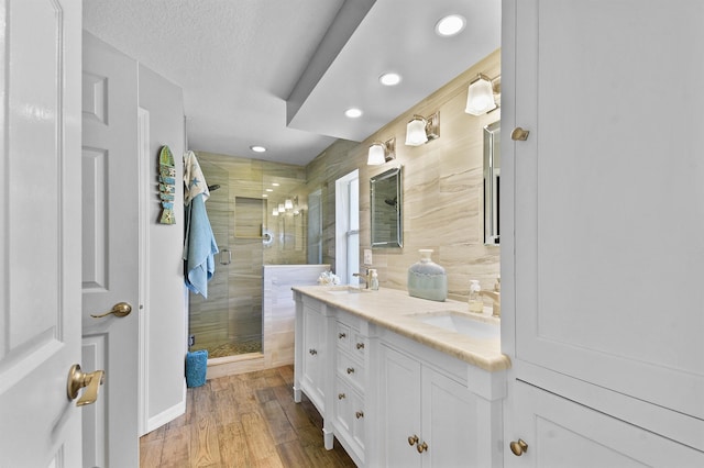 123 Whispering Oaks Cir, Saint Augustine, FL 32080 - bathroom with a stall shower