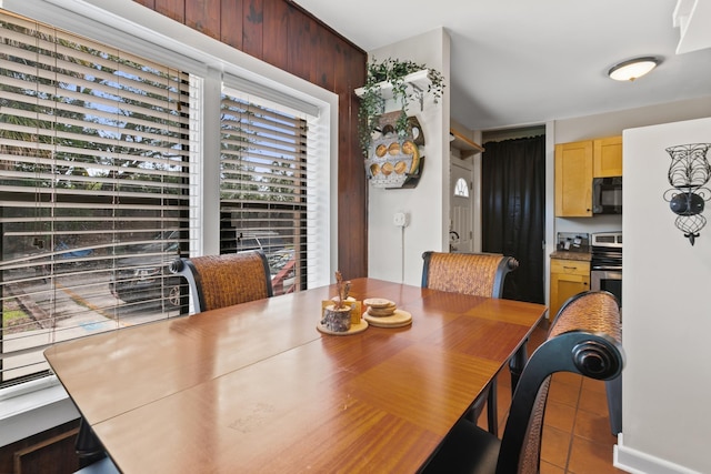 85 N Saint Augustine Blvd Unit 1, Saint Augustine, FL 32080 - dining room featuring tile patterned flooring