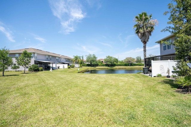 view of yard featuring a water view