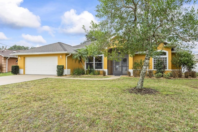 4 Eastgate Ln, Palm Coast, FL 32164 - view of front of home featuring stucco siding, a garage, concrete driveway, and a front yard