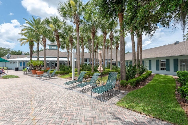 902 Heron Point Cir, Deland, FL 32724 - view of property's community featuring a patio