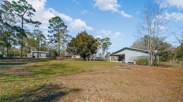 11519 W Confederate Dr, Glen Saint Mary, FL 32040 - view of yard featuring fence