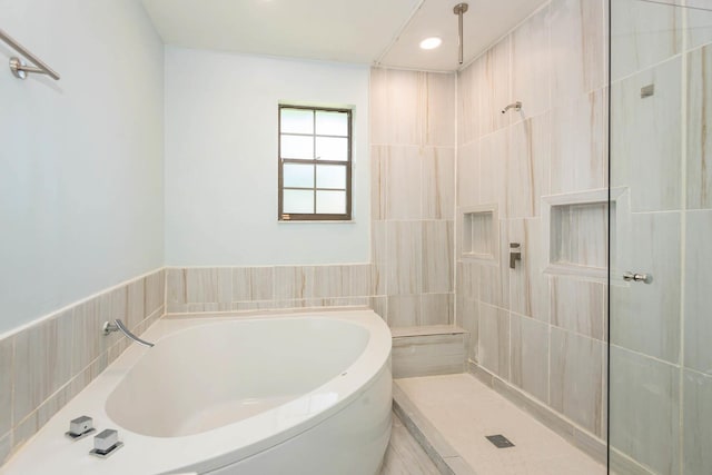 132 Southwind Cir, Saint Augustine, FL 32080 - full bath with a garden tub, a tile shower, and recessed lighting