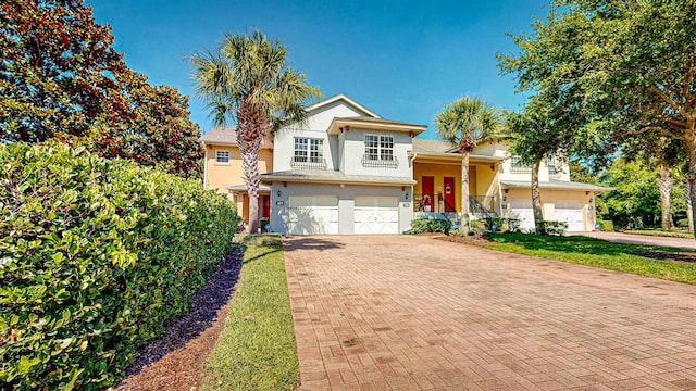 view of front of house featuring a garage