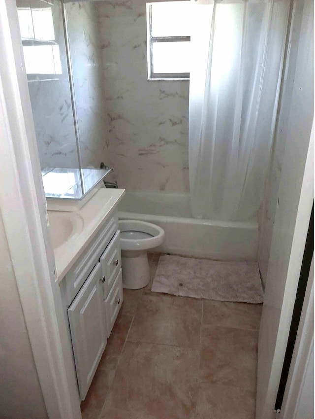 16325 SE 134th Ct, Weirsdale, FL 32195 - bathroom featuring healthy amount of natural light, vanity, shower / bath combo, and toilet