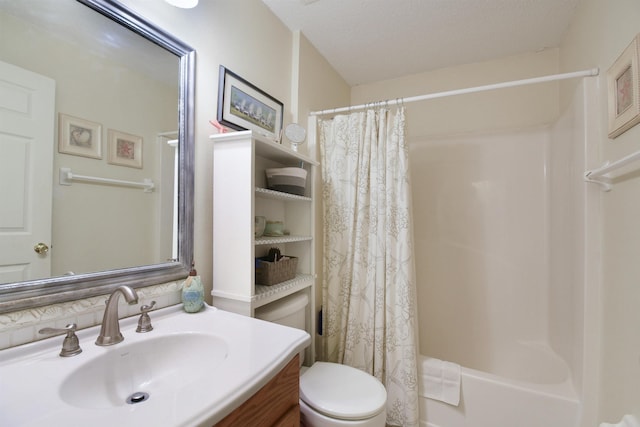 1711 Old Beach Rd, Saint Augustine, FL 32080 - full bathroom with vanity and shower / tub combo