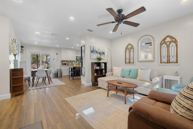 110 Arredondo Ave, Saint Augustine, FL 32080 - living room featuring a ceiling fan, wood finished floors, baseboards, visible vents, and recessed lighting