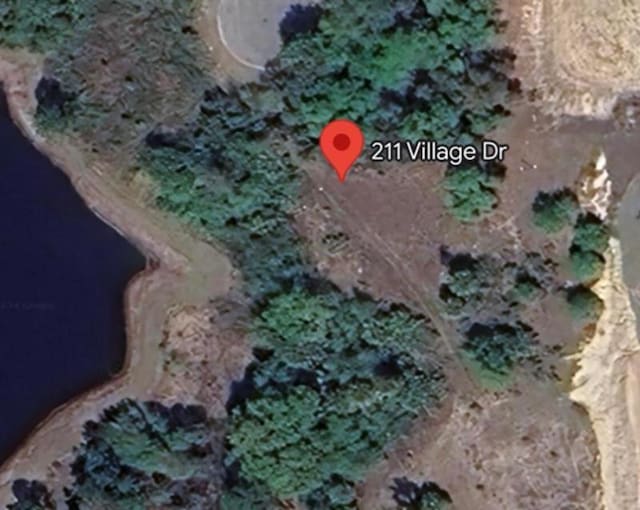 211 Village Dr, Welaka, FL 32193