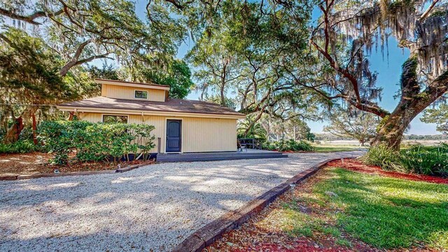 100 Saturn Rd, Saint Augustine, FL 32086 - view of front of property