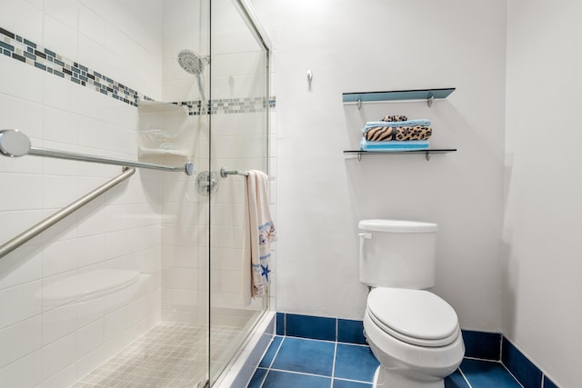 101 Dolphin Dr, Saint Augustine, FL 32080 - full bath with toilet, tile patterned floors, and a shower stall