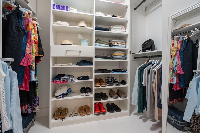 101 Dolphin Dr, Saint Augustine, FL 32080 - view of walk in closet
