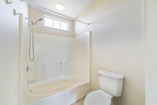 full bathroom featuring toilet and washtub / shower combination