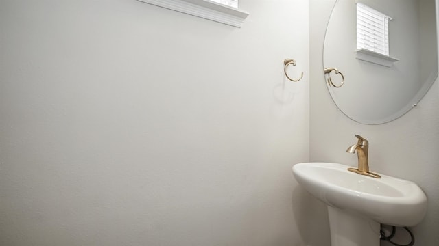 bathroom with sink