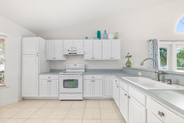 kitchen with a sink, vaulted ceiling, light countertops, electric stove, and under cabinet range hood